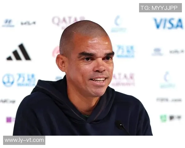 小佩佩崛起之路：从青训新星到世界足球舞台的闪耀之星